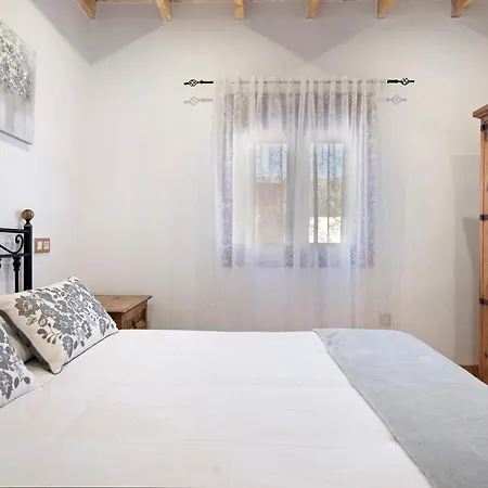 Vila La Tirajanera 1